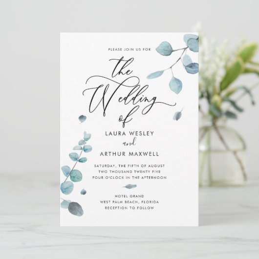 Moderne blauwe eucalyptus bruiloft kaart (Staand voorkant)