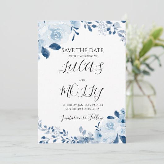 Moderne Blauwe Franse Bloemige Bruiloft Save The Date (Staand voorkant)