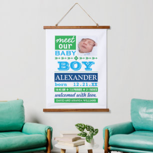 Moderne blauwe geboorteaankondiging voor babyjonge hangend wandkleed