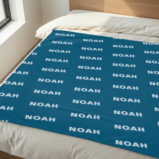 Moderne blauwe gepersonaliseerde herhalende naam p fleece deken