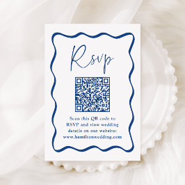 Moderne blauwe golvende kader QR-code trouw-RSvp Informatiekaartje