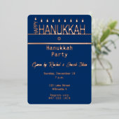 Moderne Blauwe Hanukkah-feest Folie Uitnodiging (Staand Voorkant)