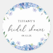 Moderne Blauwe Hortensia Bloemrijke Bruidsdouche Ronde Sticker (Voorkant)
