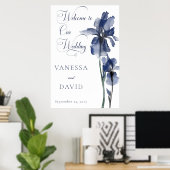 Moderne blauwe iris bloem gecentreerd bruiloft poster (Thuiskantoor)