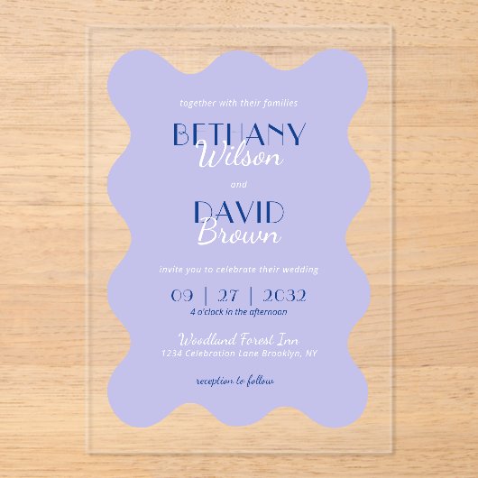 Moderne Blauwe Lavendel Wave Scallop Monogram Brui Acryl Uitnodigingen (Voorkant)