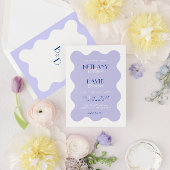 Moderne Blauwe Lavendel Wave Scallop Monogram Brui Kaart