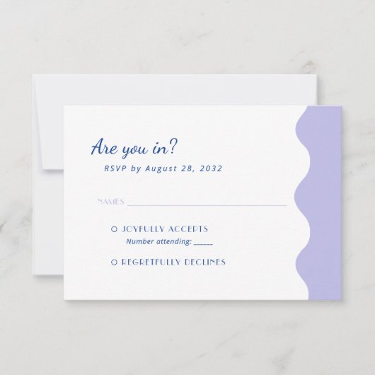 Moderne Blauwe Lavendel Wave Scallop Monogram Brui RSVP Kaartje (Voorkant)