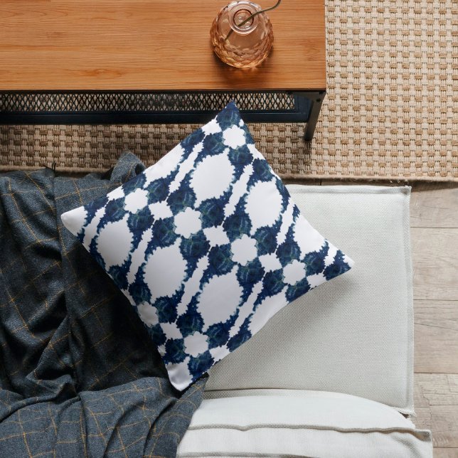 Moderne blauwe Murex seashell abstract artistiek Kussen (Creator heeft geüpload)