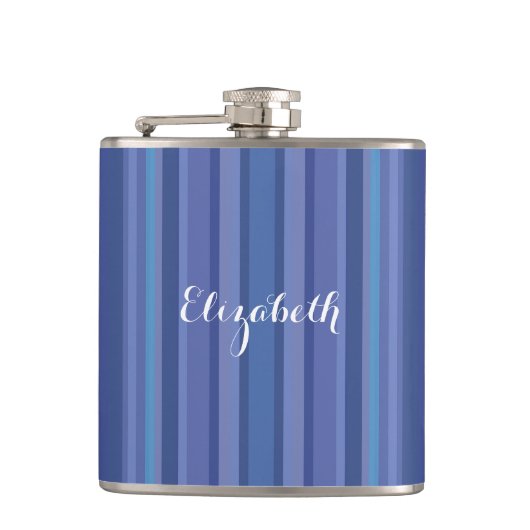 Moderne Blauwe Paarse Streep Aangepaste Naam Heupfles (Voorkant)
