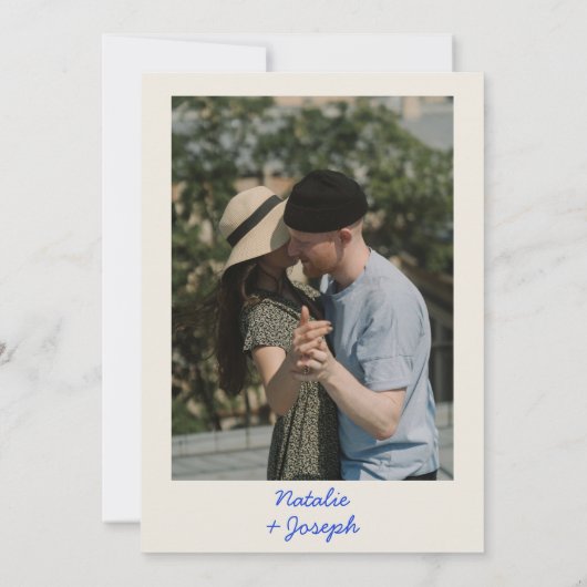 Moderne Blauwe Retro Leuke Grappige Foto Bruiloft Kaart (Achterkant)