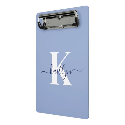 Moderne Blauwe Script Monogram Mini Klembord (Angled2)