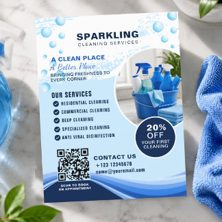 Moderne Blauwe Witte Professionele Schoonmaakdiens Flyer