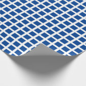 Moderne blauwe witte vleid gerasterd patroon cadeaupapier (Hoek)