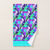 Moderne Blauwgroen Blue Toucan Monogram Initiaal N Bad Handdoek (Handdoek)