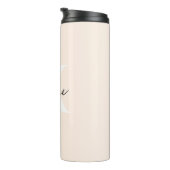 Moderne Bleke perzik gepersonaliseerde monogram na Thermosbeker (Geroteerd rechts)