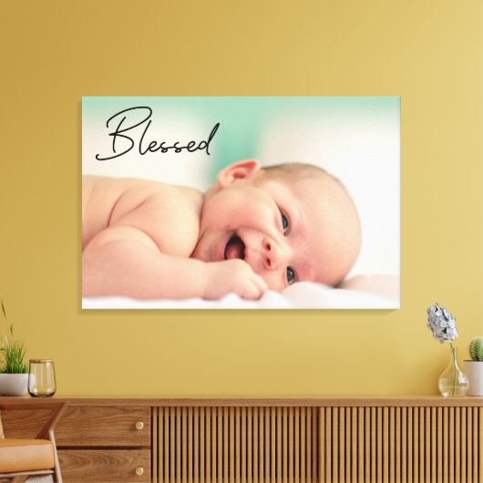Moderne Blessed Script Baby Foto Canvas Afdruk (Insitu (Woonkamer))