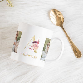 Moderne Bloem Gouden Letter A | Twee foto-monogram Koffiemok