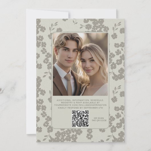 Moderne Bloemen Zacht Grijs Huwelijksuitnodiging Q Kaart (Achterkant)