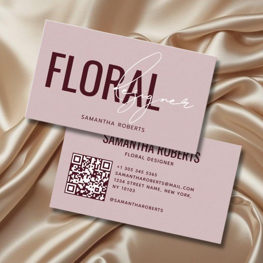 Moderne bloemendesigner QR-code roze rood Visitekaartje