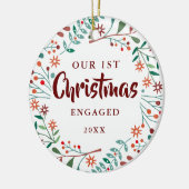 Moderne Bloemige Eerste Kerst Verloving Koppel Fot Keramisch Ornament (Links)