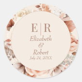 Moderne Blush Mocha Mousse Monogram Bloemen Huweli Ronde Sticker (Voorkant)