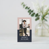 Moderne Blush & Navy Professional Business Foto QR Visitekaartje (Staand voorkant)