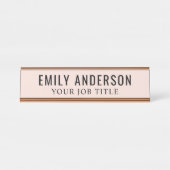 Moderne Blush Pink Kantoor werknemer Bureau Naambordje (Voorkant)