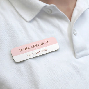 Moderne Blush Roze Bruin Witte Titel Pin Magnetisc Naamplaatje