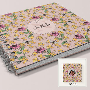Moderne Blush Roze Koningin Bijen & Bloemen Monogr Notitieboek
