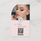 Moderne Blush Roze Script Logo QR Code Foto Make-u Visitekaartje (Voorkant)
