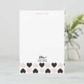 Moderne Blush Roze Zwart Liefde Harten Monogram Bedankkaart (Staand voorkant)