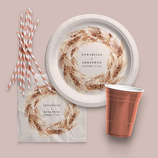 Moderne bohemische bruiloft met natuurlijke pampas servet