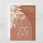 Moderne bohemische terracotta pampas, stijlvol save the date (Voorkant)