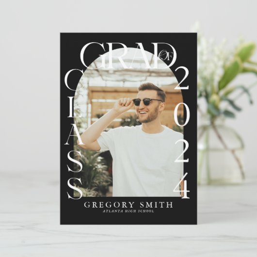 Moderne Boho Arch Foto Afstuderen Aankondiging (Staand voorkant)