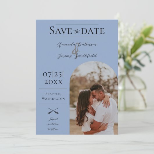 Moderne Boho Arch-foto | Dusty Blue Save The Date (Staand voorkant)