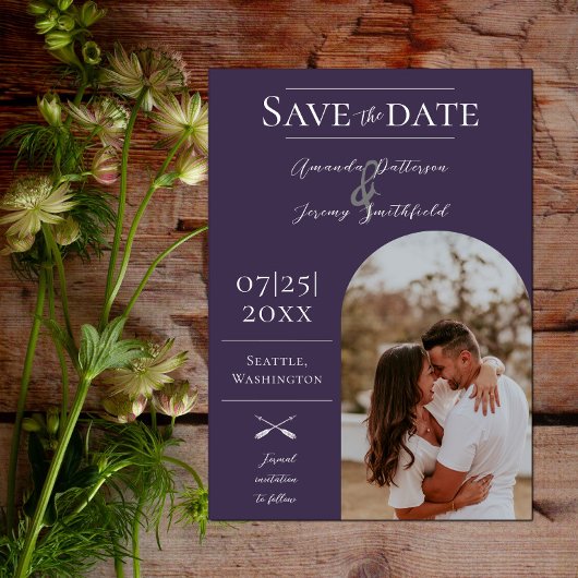 Moderne Boho Arch-foto | Paarse save the date