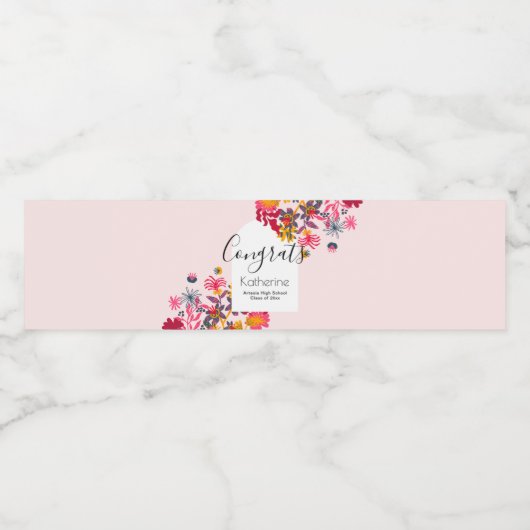 Moderne Boho Arch Roze Bloemen Afstudeerfeest Waterfles Etiket (Enkel label)