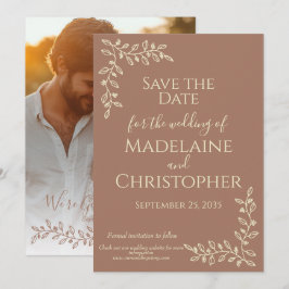 Moderne Boho Mocha Mousse Botanische Fotobruiloft Save The Date