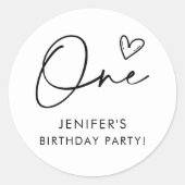 Moderne Boho One Heart Eerste Verjaardag Ronde Sticker (Voorkant)