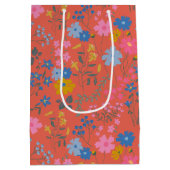 Moderne Boho Rode Bloemrijke Wilde Bloemen Medium Cadeauzakje (Achterkant)
