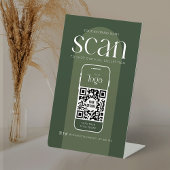 Moderne Boho Sage Green Business Scannable QR-code Reclamebord Met Voetstuk
