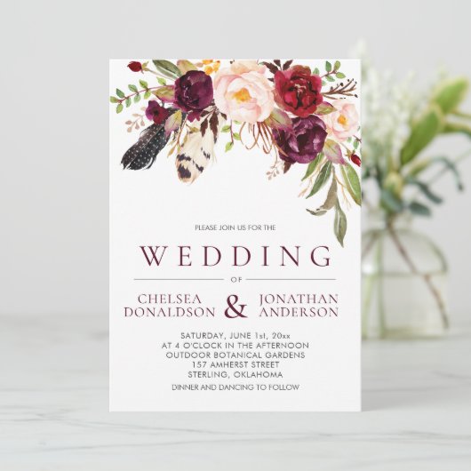Moderne Boho veren Marsala Bloemen Bruiloft Kaart (Staand voorkant)