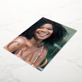 Moderne Bold Roos Gold Afstudeerder Folie Folie Uitnodiging (Gedraaid)