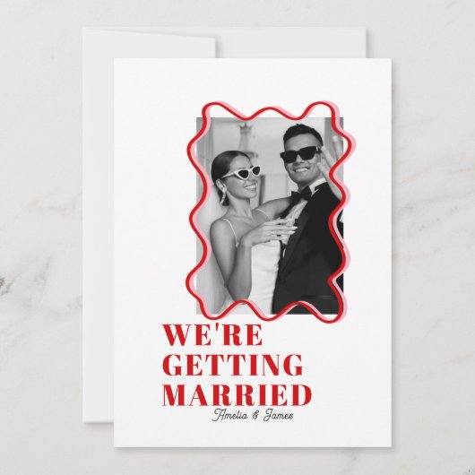 moderne Bold Wavy funky Viva Magenta Bruiloft Kaart (Achterkant)