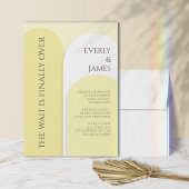 Moderne Boog Huwelijksuitnodiging in pastelgeel Kaart