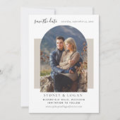 Moderne boog Taupe trouwfoto Save The Date (Voorkant)
