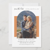 Moderne boog verbrande Sinaasappel bruiloft foto Save The Date (Voorkant)