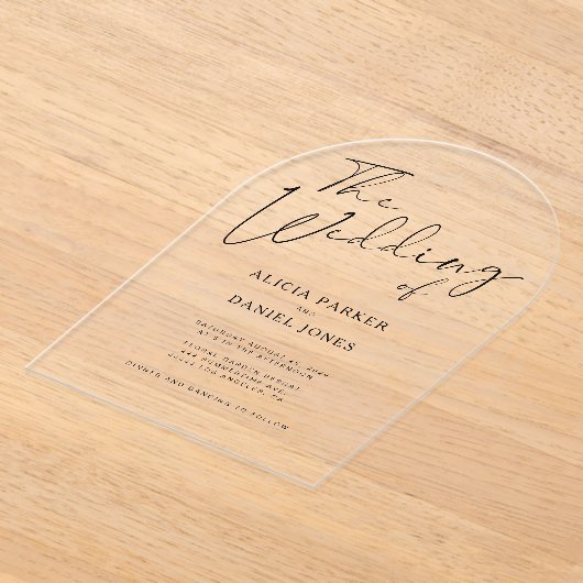 Moderne boog zwarte kalligrafie script bruiloft acryl uitnodigingen (Laagn)