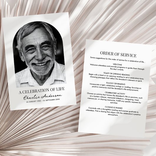 Moderne boogfoto begrafenis of herdenkingsdienst programmakaart