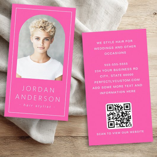Moderne boogfoto dunne rand QR code hot pink Visitekaartje